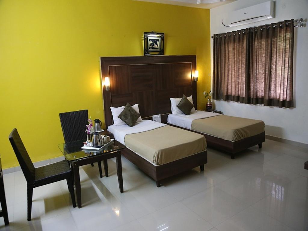Leo Resorts Junagadh Cameră foto